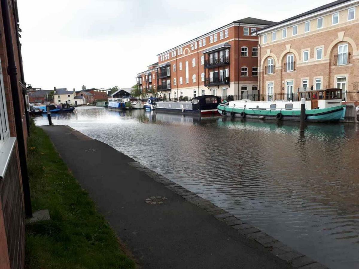 Canal Side Worcester Dış mekan fotoğraf